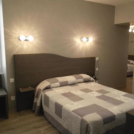 Annexe Hotel De La Gare Hendaye Exterior foto