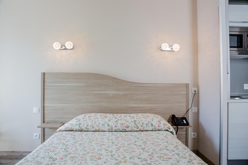 Annexe Hotel De La Gare Hendaye Exterior foto